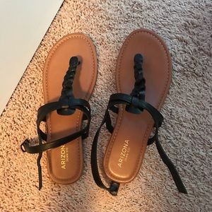 Size 8, very cute and comfortable black sandals